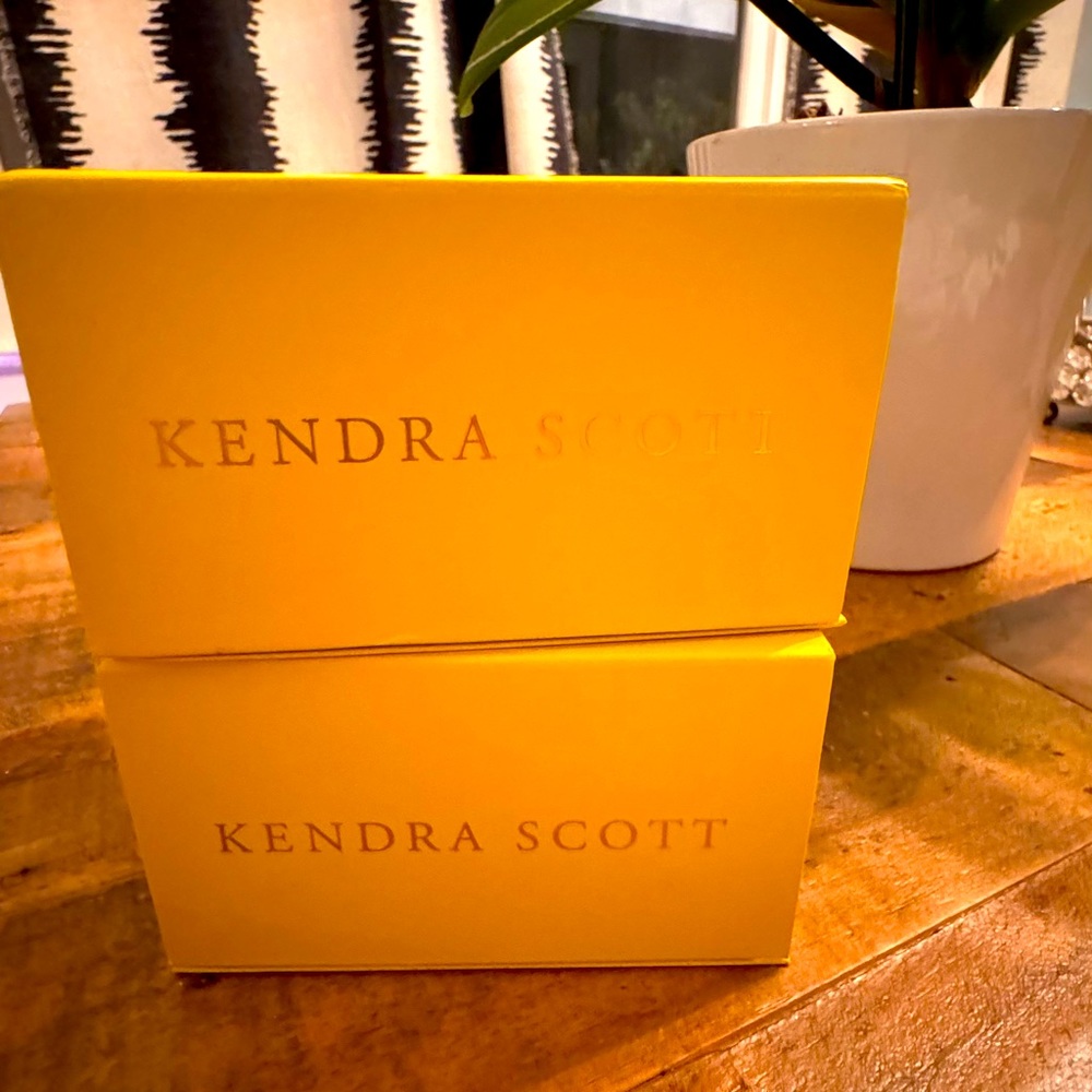 Kendra Scott boxes, pouches, boxes